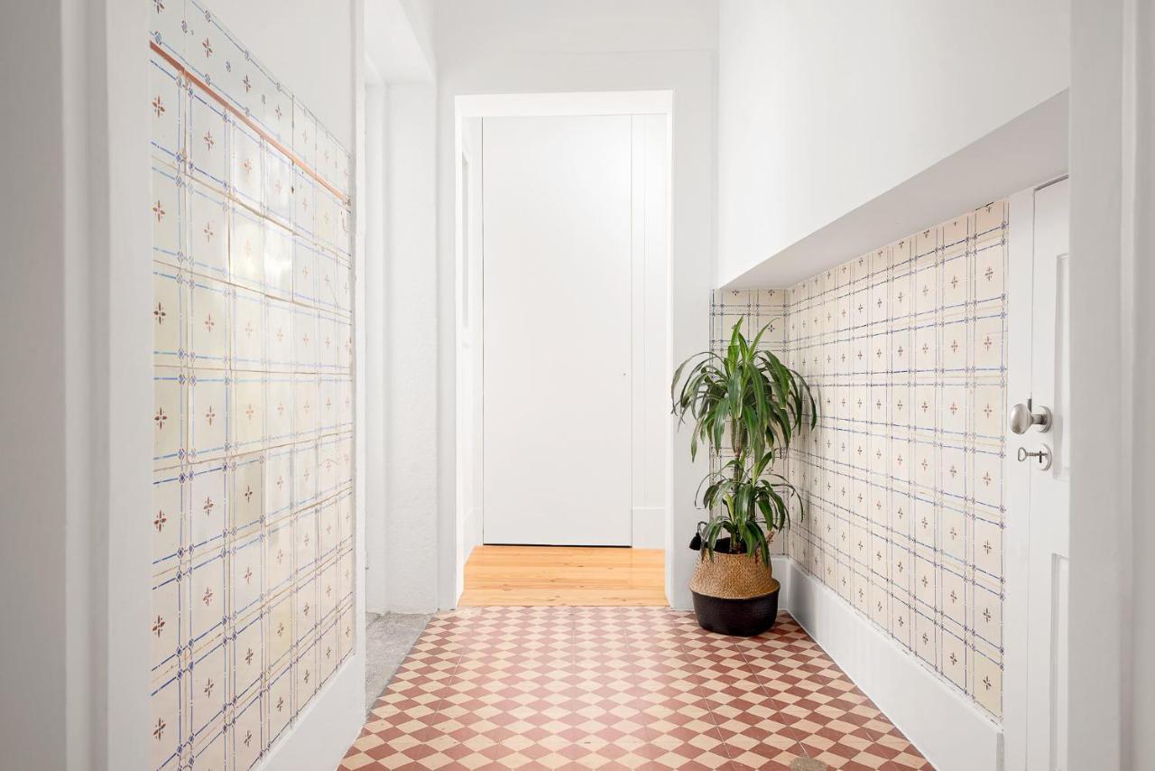 Host Wise - Oporto Classic Apartment エクステリア 写真